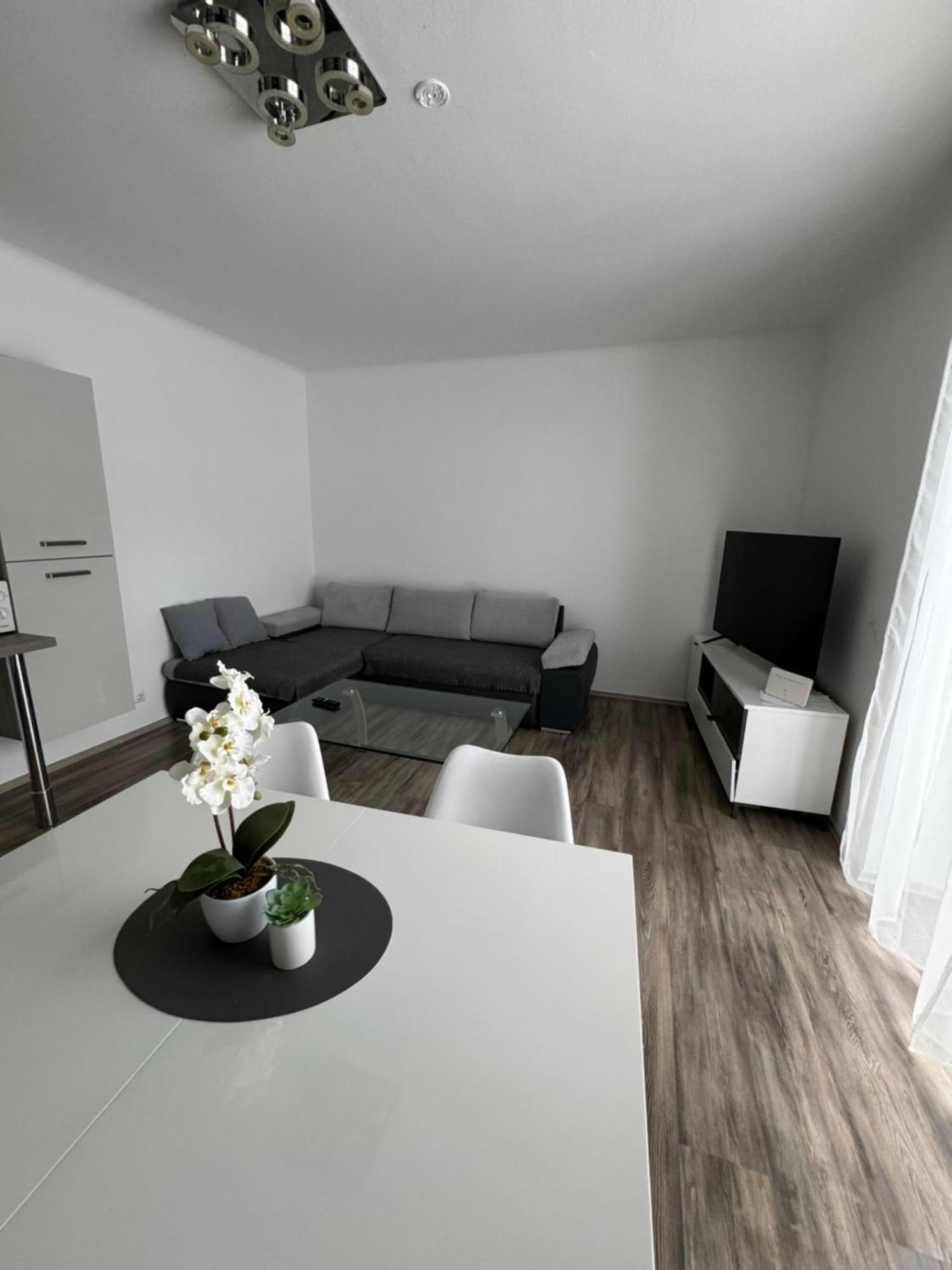 Apartment Vlora-Naturblick 빌라흐 외부 사진